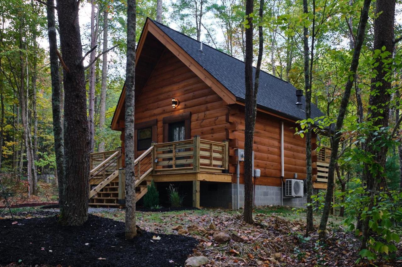 Emerald Forest! Romance, Luxury And Nature Mins To Pf And Gb Chalet Sevierville